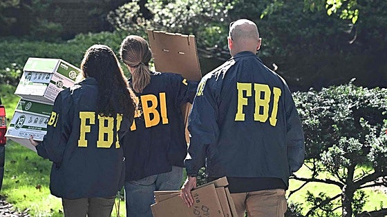 El FBI detiene a cinco personas por planear atentados en Nochevieja en Los Ángeles