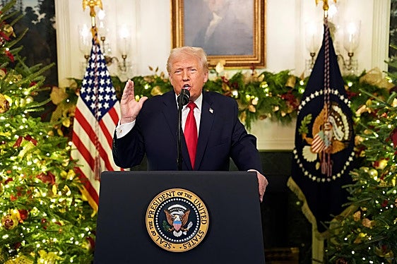 Trump intenta recuperar popularidad con un discurso económico que promete aliviar el bolsillo de los estadounidenses