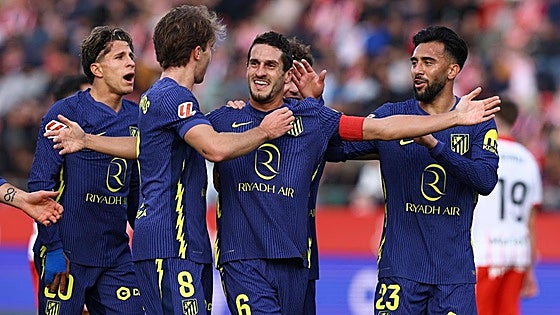 El Atlético aprovecha los regalos de Navidad del Girona para asaltar Montilivi