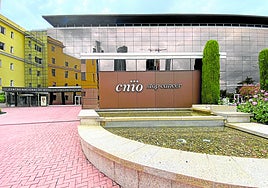 Fachada del Centro Nacional de Investigaciones Oncológicas.