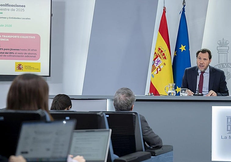 El Gobierno aprueba un descuento del 20% para metro y autobús sin que las comunidades estén obligadas a subirlo