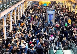 Miles de viajeros varados en St. Pancras (Londres).
