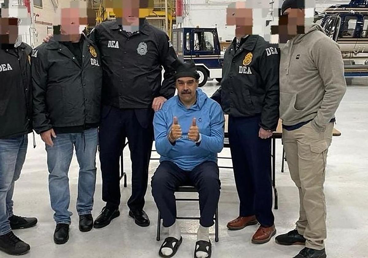 Nicolás Maduro a su llegada al Centro de Detención Metropolitano de Brooklyn: «Happy new year»