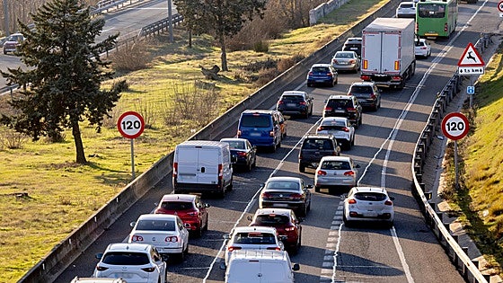 Pere Navarro, director general de Tráfico: «Mover cada día el coche para transportar a una sola persona es un lujo, no podemos permitírnoslo»