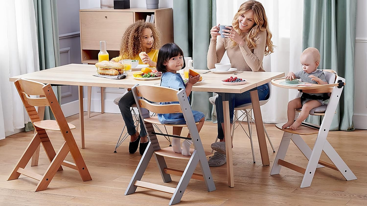 Las mejores tronas evolutivas para niños que harán de las comidas su momento favorito
