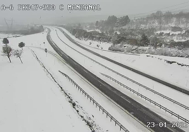 La DGT pide evitar desplazamientos por carretera este fin de semana por fuertes nevadas