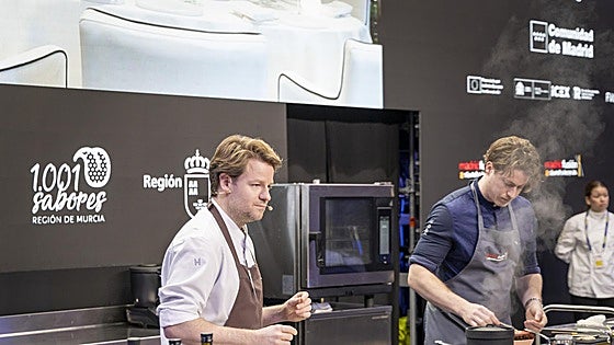 La microestacionalidad reina en la cocina de Bas Van Kranen en Flore