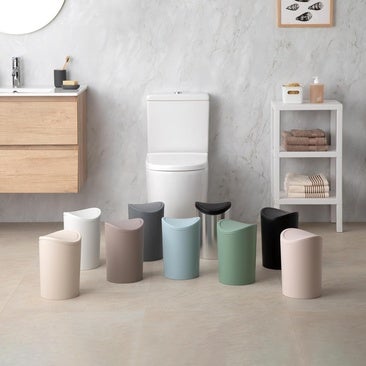 Si necesitas una papelera para el baño, no te pierdas esta selección: son prácticas y van con todo tipo de estilos