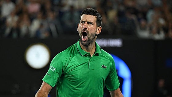 Djokovic viaja en el tiempo y se medirá a Alcaraz en la final