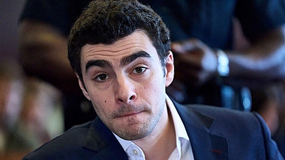 El asesino del CEO de la compañía de seguros UnitedHealthCare se libra de la pena de muerte