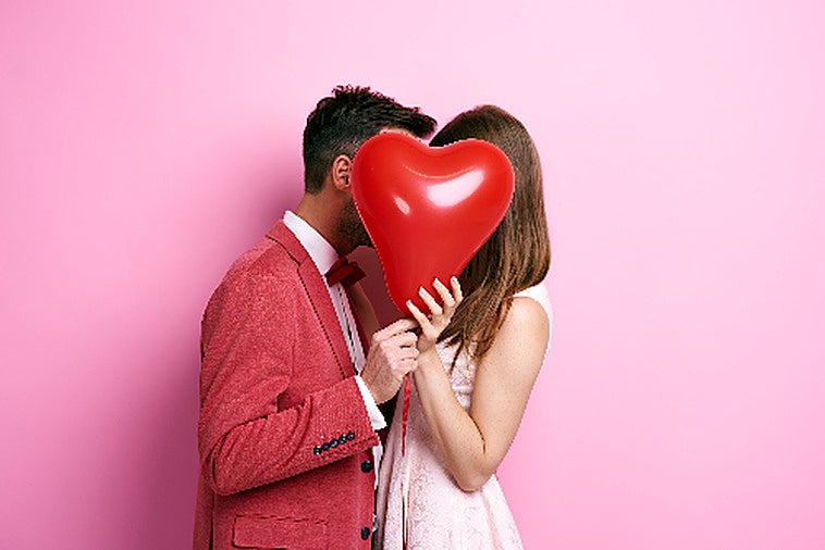 Regalos originales para disfrutar del día de los enamorados en pareja
