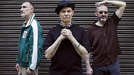 «Somos cronistas de una época y el amor ha hecho mella en nosotros y en las canciones»