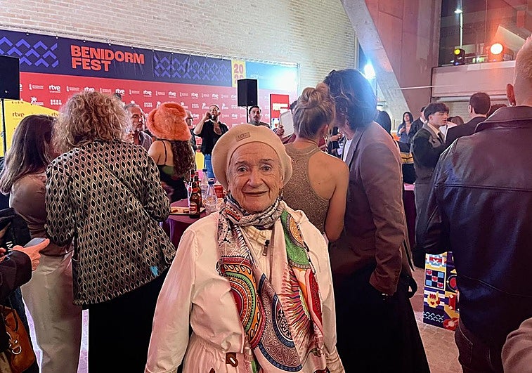 Victoria, la vecina que se coló en la fiesta del Benidorm Fest