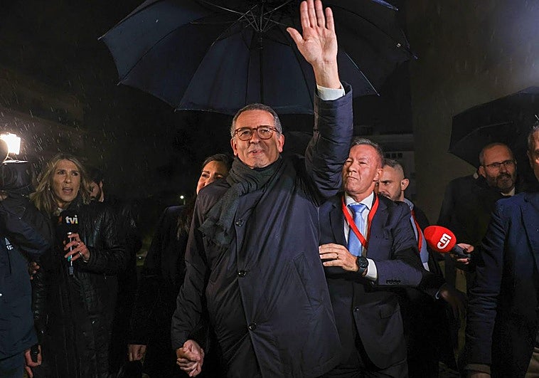 El socialista Seguro barre al ultra Ventura y se convierte en presidente de Portugal