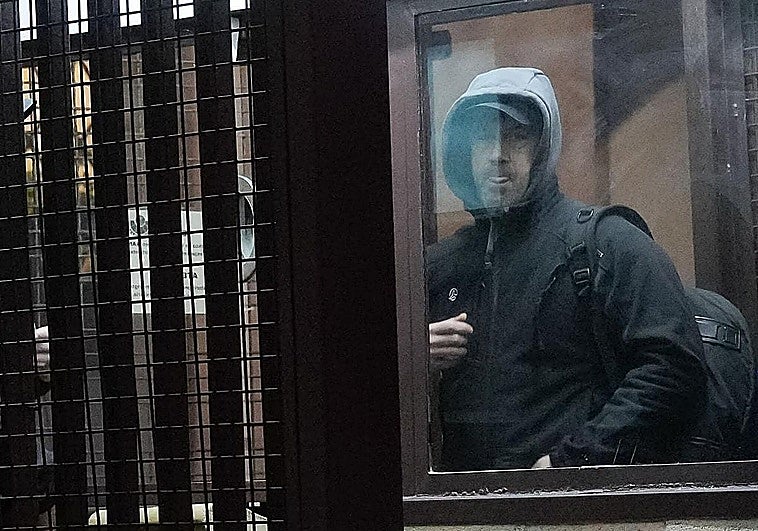 El exjefe de ETA 'Txeroki' sale de prisión para pasar su segundo día de semilibertad