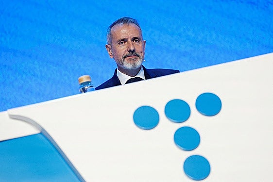 Telefónica continúa con su salida de Latinoamérica con la venta de su filial chilena por cerca de 1.150 millones de euros