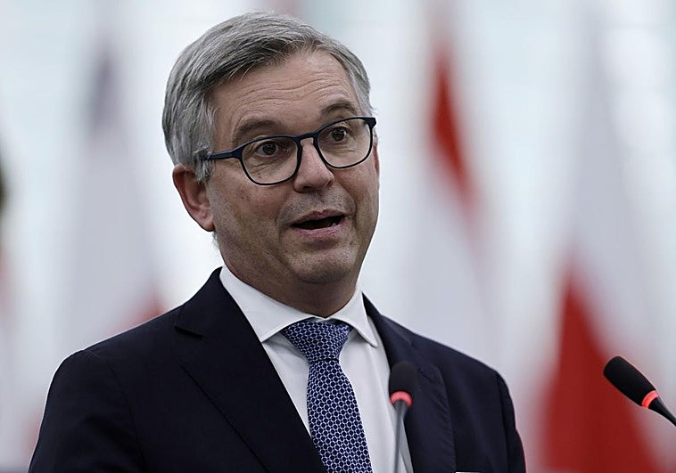 Bruselas exige a España que «garantice» que su regularización de inmigrantes no perjudica al resto de la UE