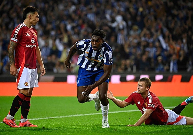 Samu Aghehowa se rompe el cruzado y se pierde el Mundial