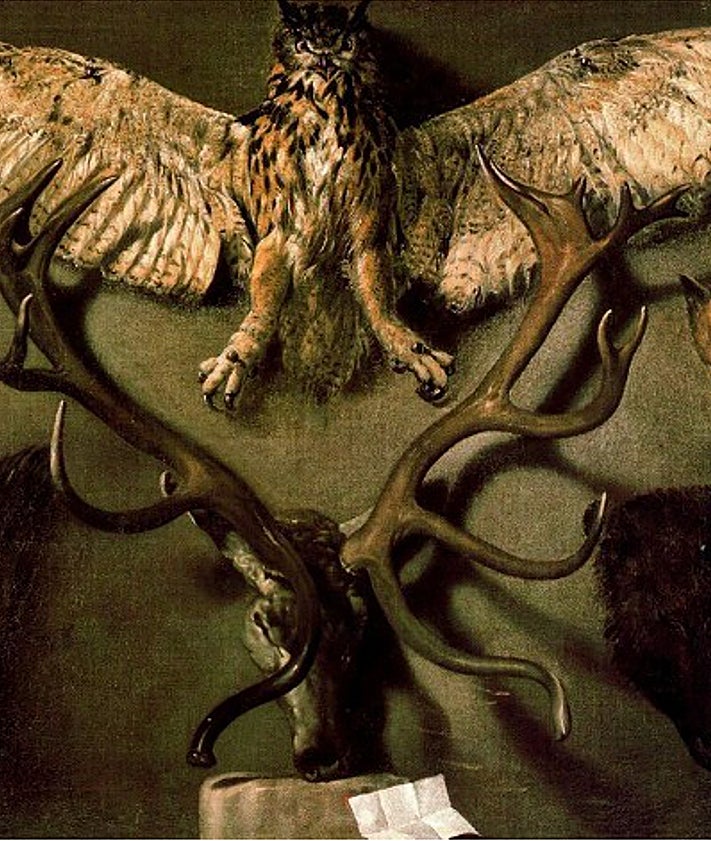 Imagen secundaria 2 - De arriba a abajo:  Vista de la fachada principal del Palacio Real de Madrid, pintado por Fernando Brambila; uno de los almohadones que se mostrarán en la exposición de tejidos; y una obra de de la galería de curiosidades.