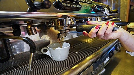 El café subirá de precio por el calor