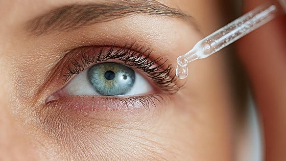 Pis en los ojos, chupitos menstruales… y otras ideas surrealistas que los farmacéuticos tienen que desmentir