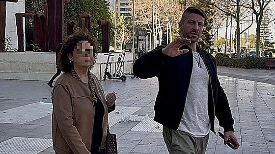 El polémico Labrador, investigado por cuatro agresiones xenófobas en Valencia