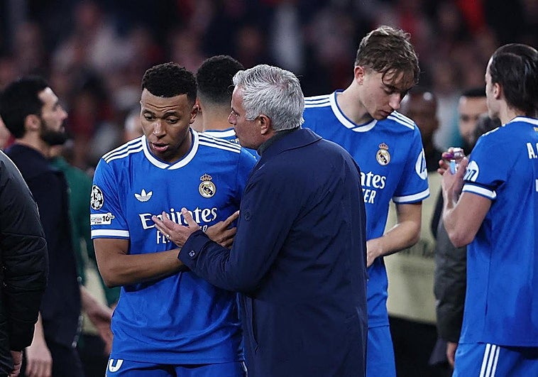 Mourinho, sobre el incidente Prestianni-Vinicius: «No ha sido fácil gestionar lo que pasó»