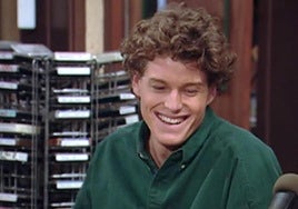 Eric Dane en 'Matrimonio con hijos' (1987).