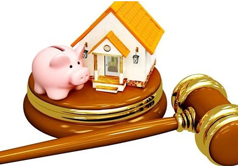 ¿Tienen derecho los hijos mayores de edad a quedarse en el piso familiar tras un divorcio?