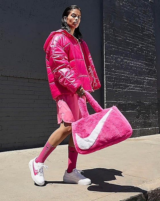 Las mejores Nike Air Force 1 para mujer que llenarán tu día a día de comodidad y estilo