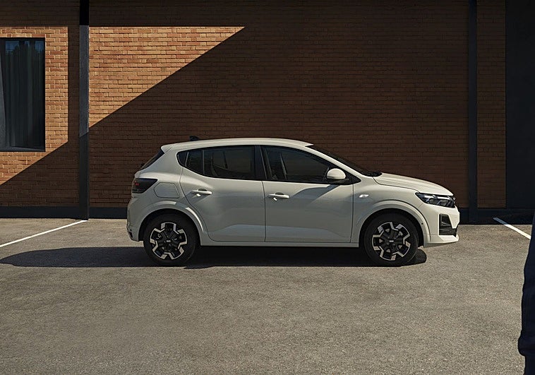 Los coches más vendidos: los híbridos conquistan España, pero un modelo sigue de líder