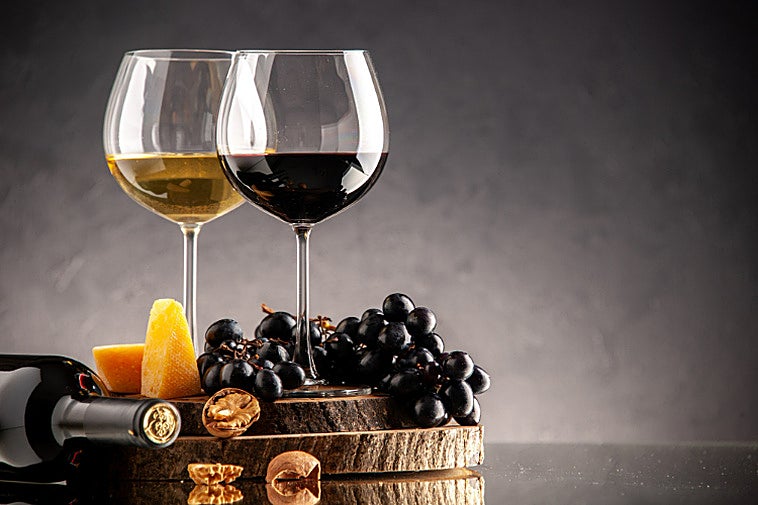 Las mejores ofertas de packs de vinos con entrega a domicilio para ti o para regalar
