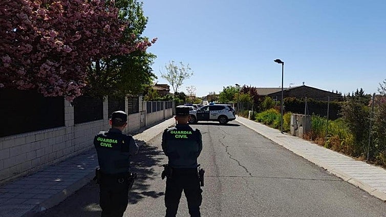 Prisión permanente revisable para el joven que asesinó a un matrimonio y a su hija en Guadalajara durante un robo