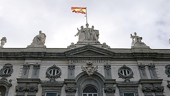 Seis años y medio de cárcel para un hombre que dejó morir a su mujer en el suelo en Madrid