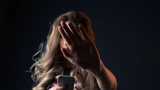 Si estás harto del postureo en redes, apuesta por el 'zero posting'