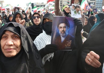 El régimen iraní se atrinchera en torno a Mojtaba Jamenei