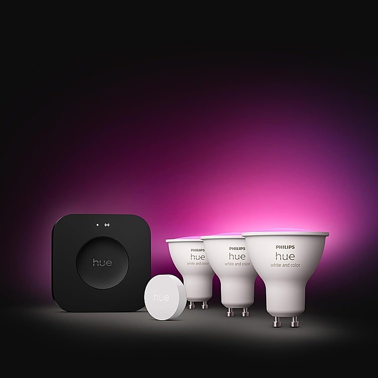 Personaliza cada ambiente y automatiza tu hogar con el kit de inicio Bridge Pro de Philips Hue