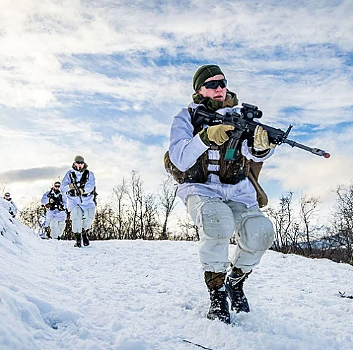 Soldados durante las maniobras Cold Response en las que se entrena la protección del Ártico.