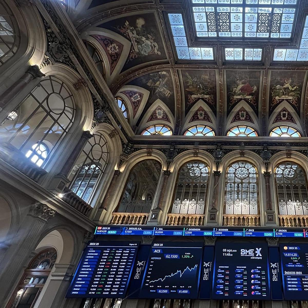 Interior de la Bolsa de Madrid.
