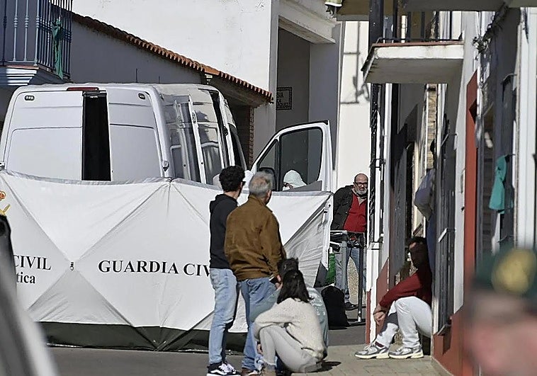 La Guardia Civil confirma que los huesos hallados en la casa de los detenidos son de Francisca Cadenas