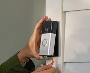 El videotimbre Ring con batería y vídeo HD da seguridad y control total a tu puerta