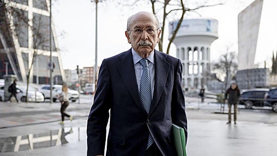 Del Rivero pide la dimisión de Carlos Torres por el caso 'Cenyt'