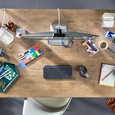 Organiza tu escritorio y gana espacio con el teclado inalámbrico Logitech MX Keys Mini