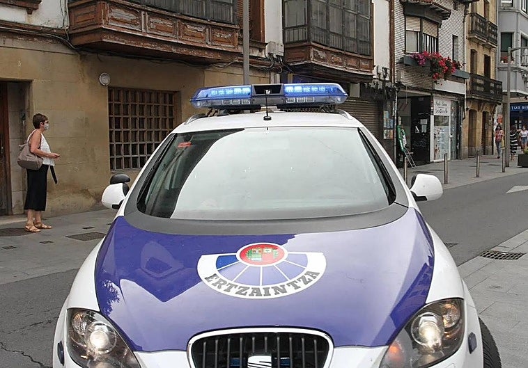 Detenido por apuñalar de gravedad a su hermano en el cuello, tórax, costillas, hombro y brazo en Vizcaya