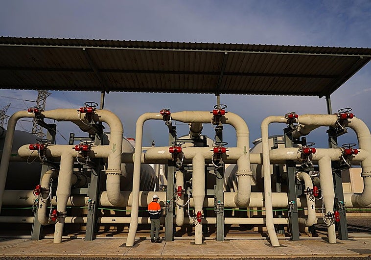 La guerra pone en peligro el agua potable en el Golfo Pérsico