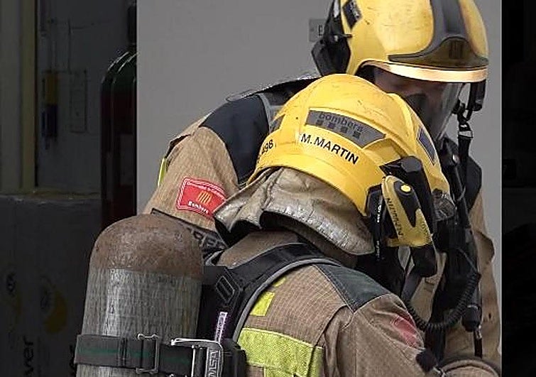 Cuatro menores quedan atrapados tras el derrumbe de un antiguo hospital en Barcelona