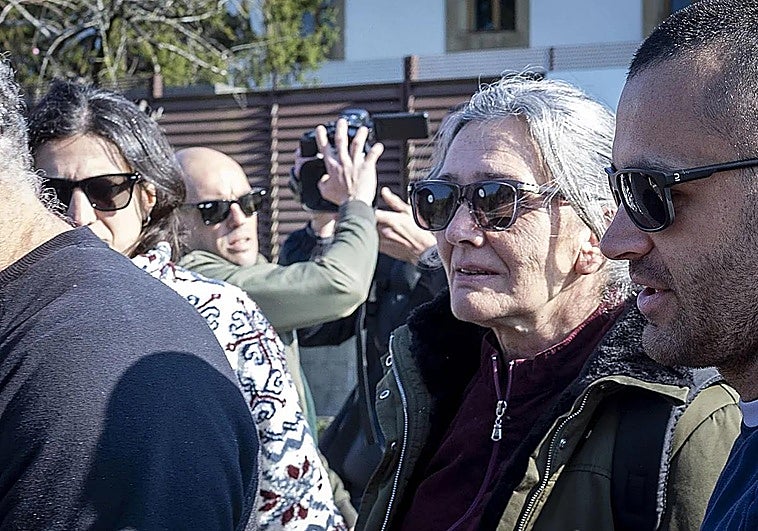 La exjefa de ETA 'Anboto' sale de prisión tras lograr el régimen de semilibertad