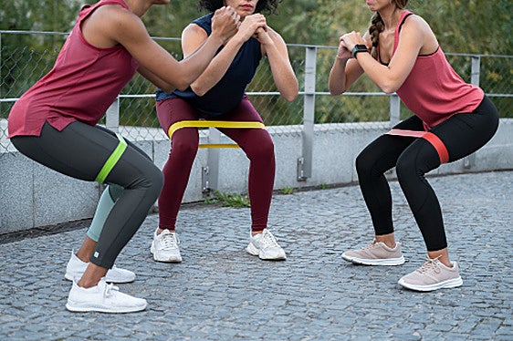 Los mejores kits de bandas de entrenamiento para ganar fuerza y tonificar