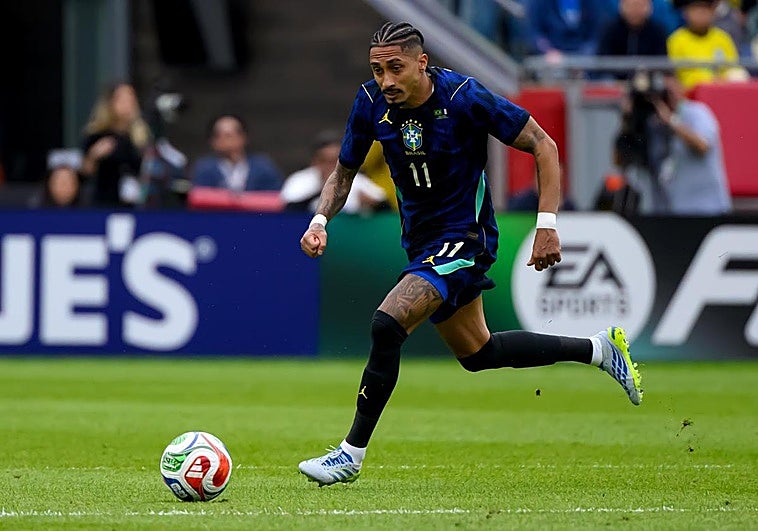 Raphinha se cae del Barça en el peor momento