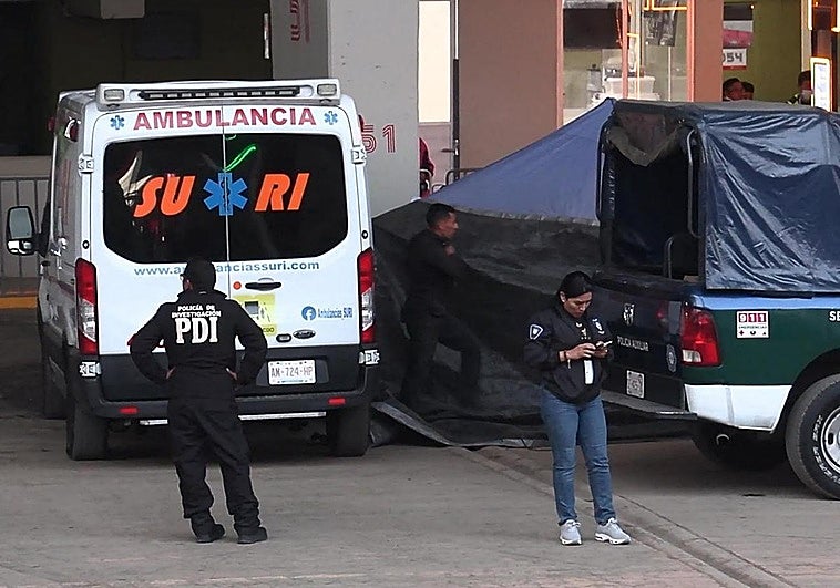 Muere un aficionado en estado de embriaguez al caer de las gradas en la reapertura del Estadio Azteca